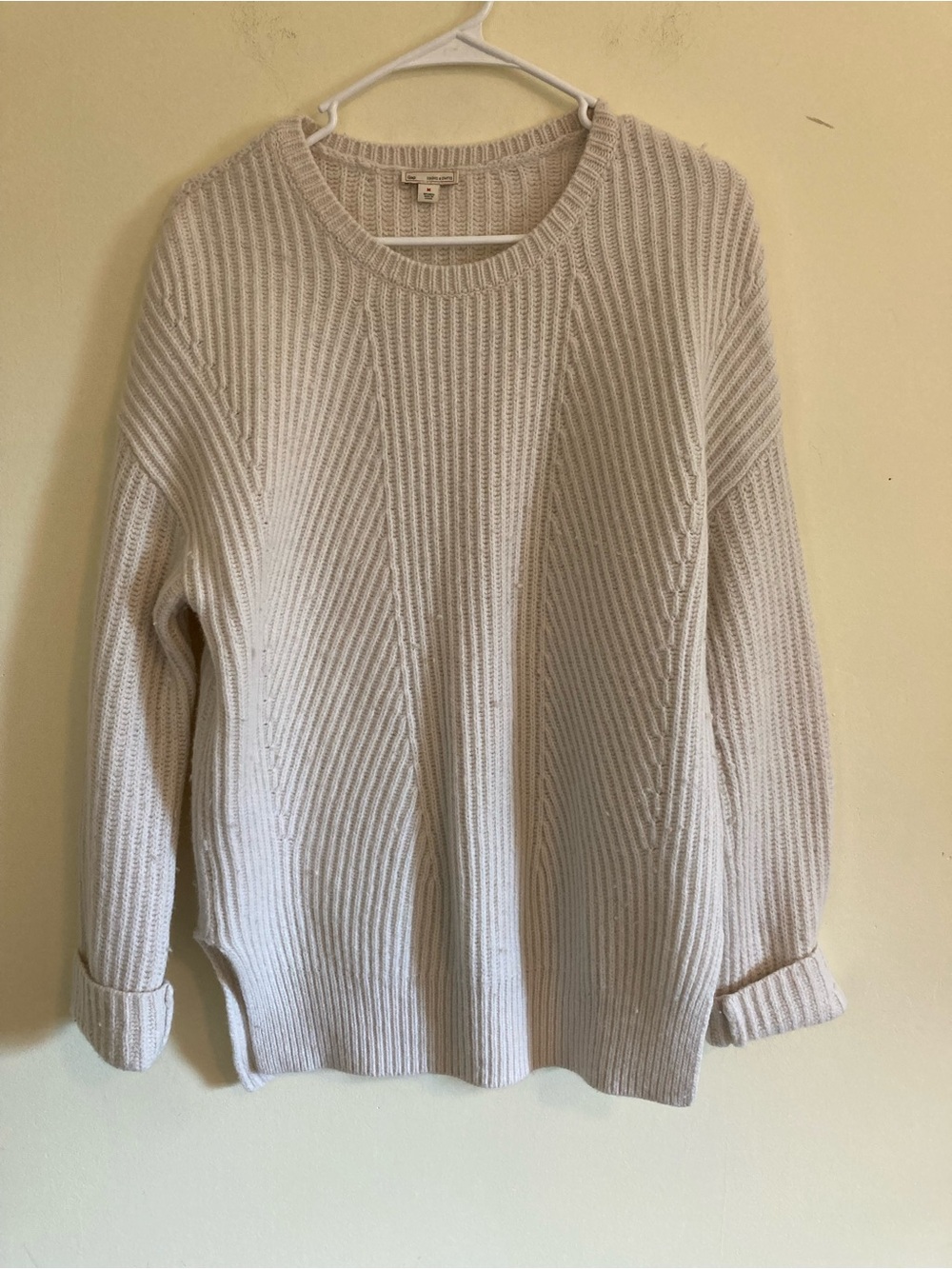 Gap Cream Ribbed Crewneck Wool Sweater